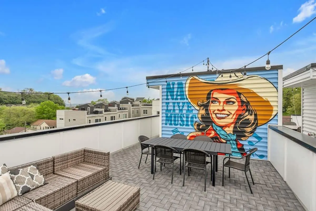 Holiday home Cowgirl'S Hideaway-Rooftop Patio- 2 Mi To Broadway Nashville